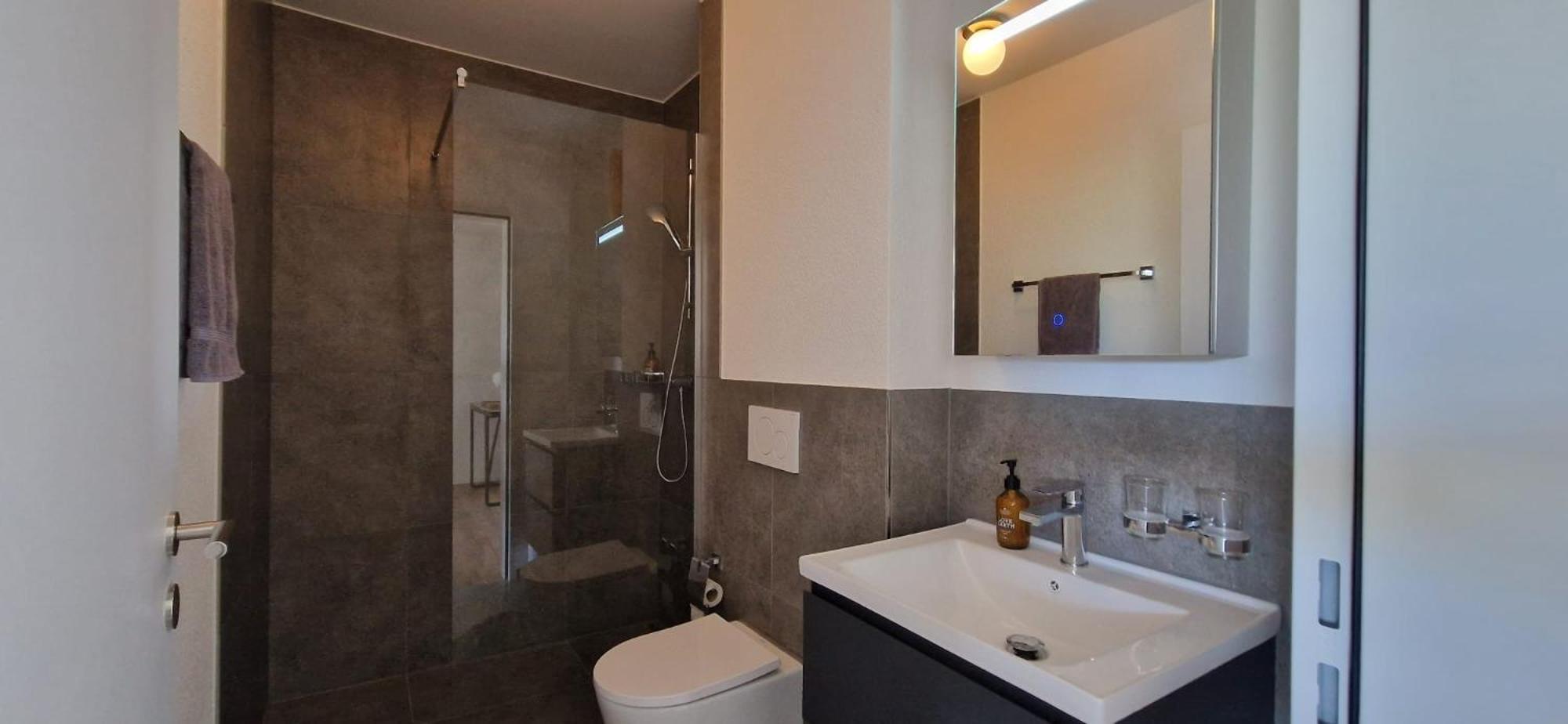 Visionary Hospitality Rothenburg, Lucerne - Premium Apartments With Free Parking, Washer, Kitchen, Terrace, 15' City Exterior photo
