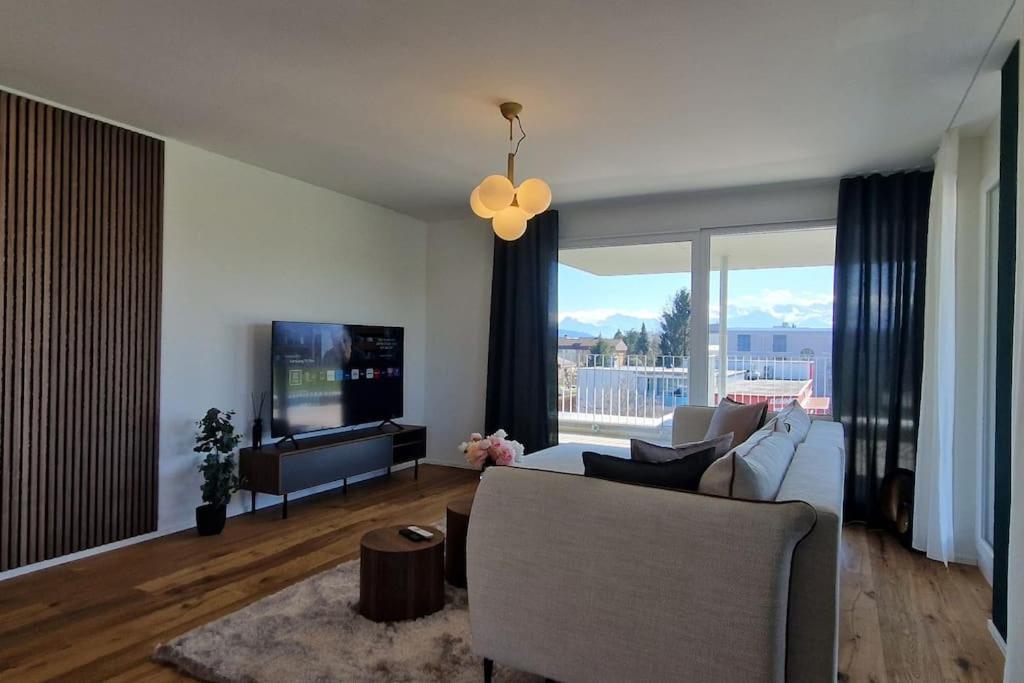 Visionary Hospitality Rothenburg, Lucerne - Premium Apartments With Free Parking, Washer, Kitchen, Terrace, 15' City Exterior photo